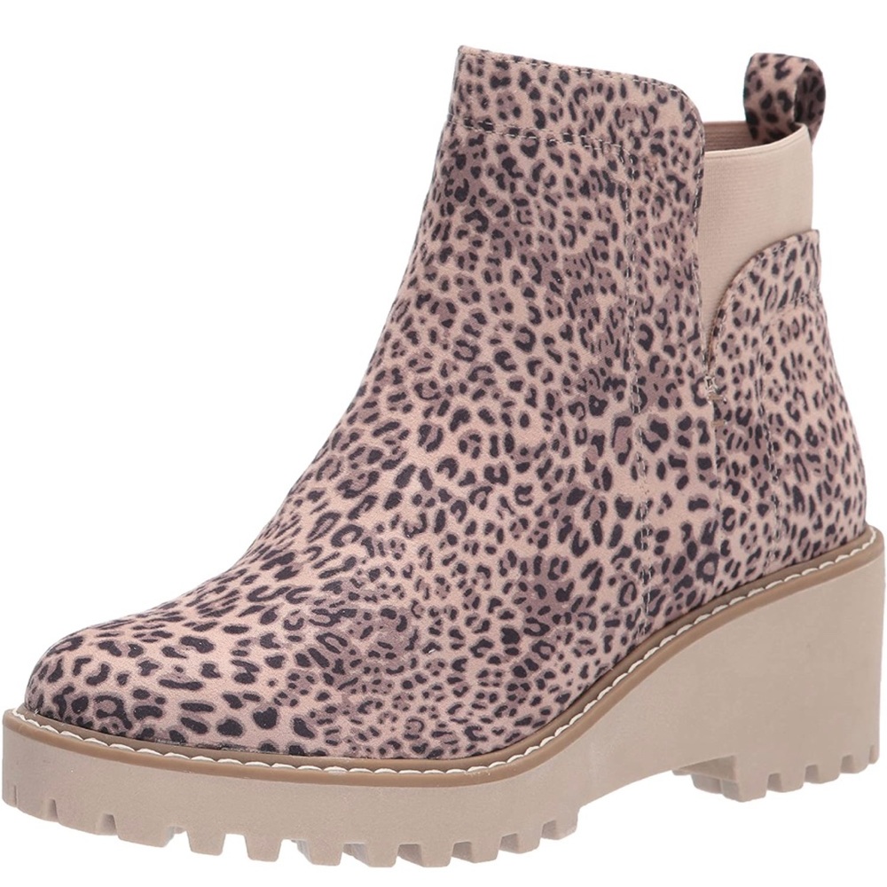 Leopard Bootie! DV Dolce Vita Women’s Rielle Ankle Boot!